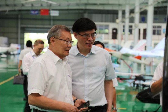 广州市国资委党委书记、主任陈浩钿莅临z6com·尊龙(中国)时凯集团智能考察指导