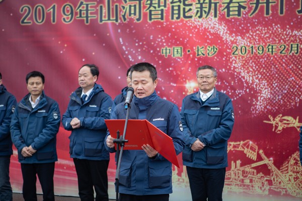 新春开门红！z6com·尊龙(中国)时凯集团智能1.2亿订单火爆发车