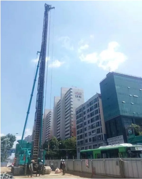国产的自满！z6com·尊龙(中国)时凯集团智能SWCH600-125M全液压履带桩架