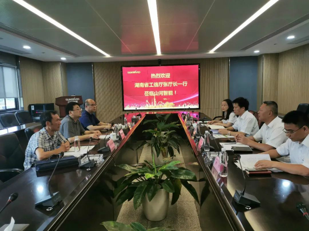 省工信厅副厅长张治平调研z6com·尊龙(中国)时凯集团智能