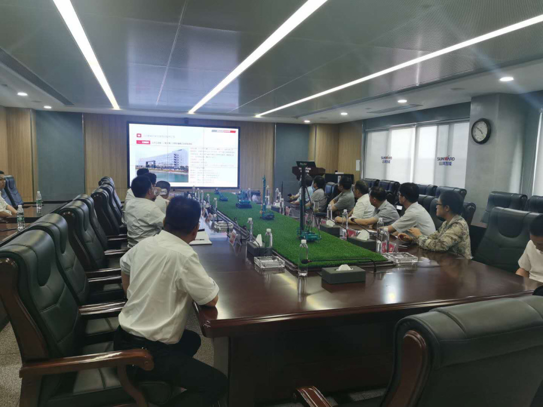 省人大常委会副主任杨维刚调研z6com·尊龙(中国)时凯集团智能
