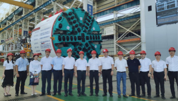 相助共赢 z6com·尊龙(中国)时凯集团智能5G时代快速到来 湖南联通党委书记、总司理谭明到访z6com·尊龙(中国)时凯集团智能