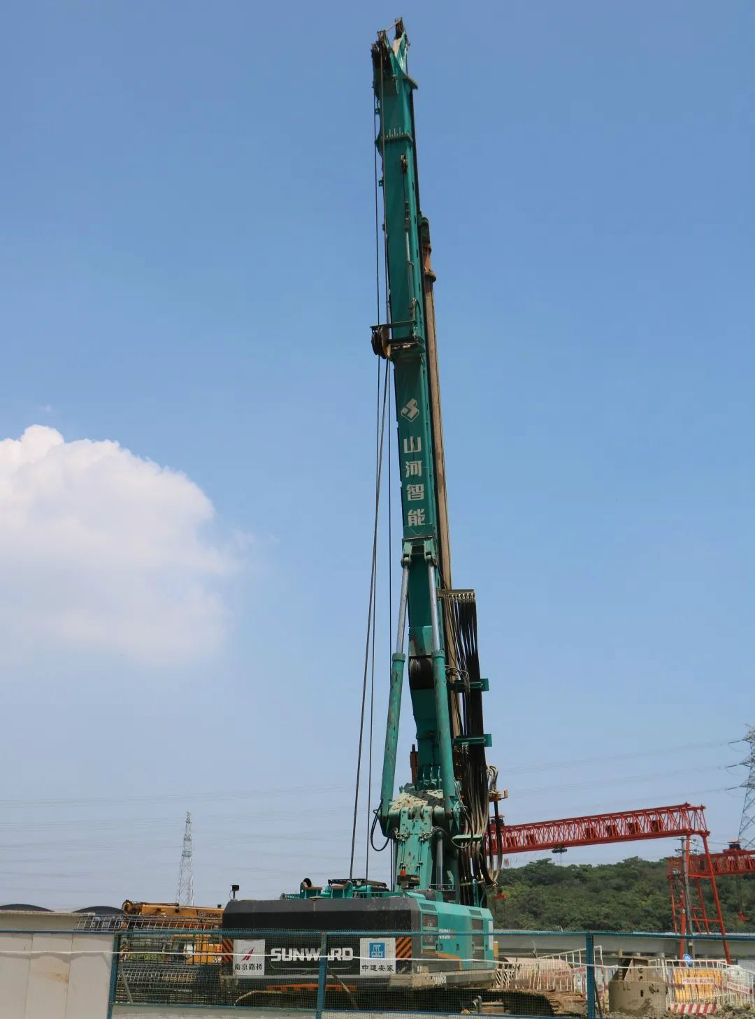 强悍体现赢青睐！z6com·尊龙(中国)时凯集团智能360H旋挖钻助力南京312国道改扩建