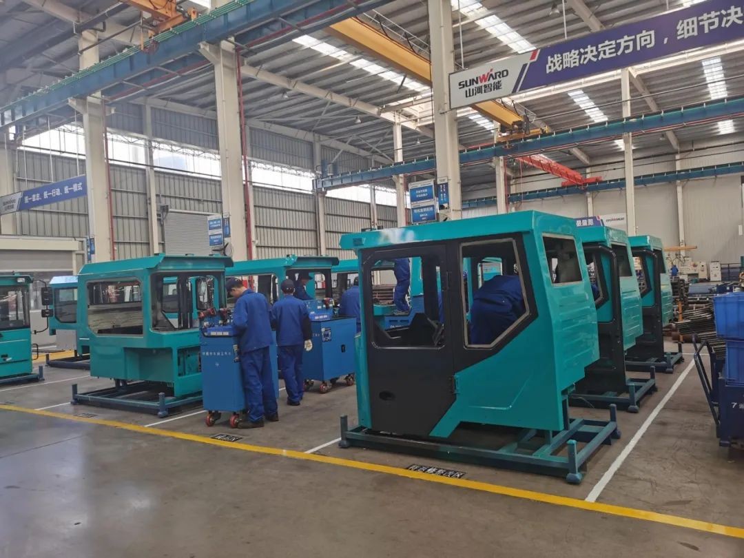 z6com·尊龙(中国)时凯集团智能SWK90矿卡驾驶室顺遂发货，，，，，，，，开发速率刷新纪录