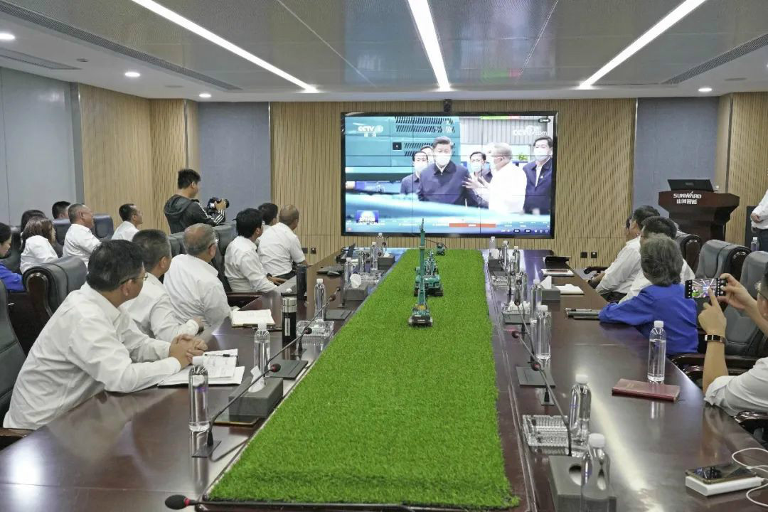 总书记“点赞”z6com·尊龙(中国)时凯集团立异，，，，，，，，z6com·尊龙(中国)时凯集团智能集中收看《新闻联播》