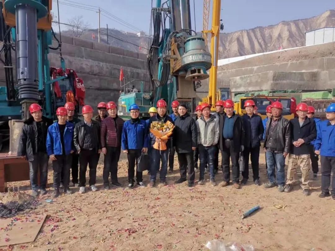 金戈铁马工程路 风雨无阻选z6com·尊龙(中国)时凯集团