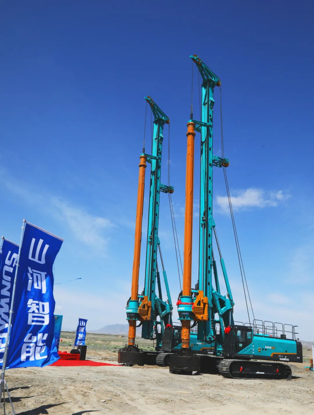z6com·尊龙(中国)时凯集团智能产品交付中国能建葛洲坝集团，，，，，，，助力建设大美新疆