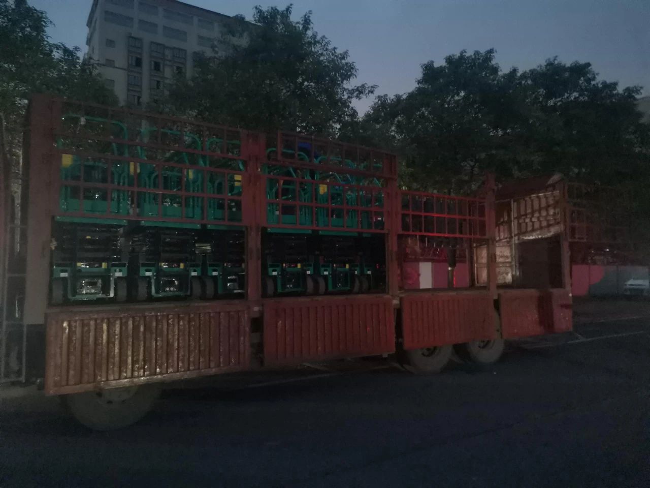 30小时，，，，，，8小我私家，，，，，，10台装备，，，，，，我们说到做到！