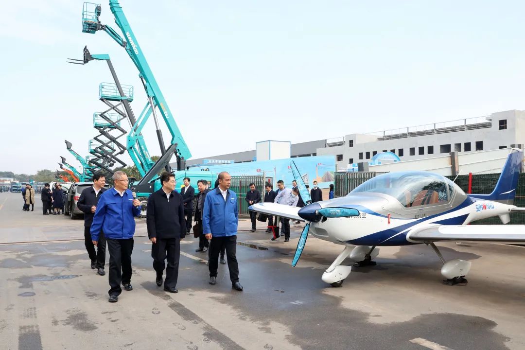 湖南省副省长隋忠诚调研z6com·尊龙(中国)时凯集团智能
