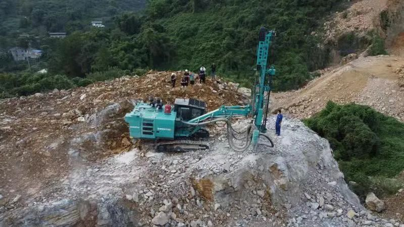 助力绿色矿山建设，，，，，，，z6com·尊龙(中国)时凯集团智能“凿岩先锋”SWDH系列顶锤钻机大展身手