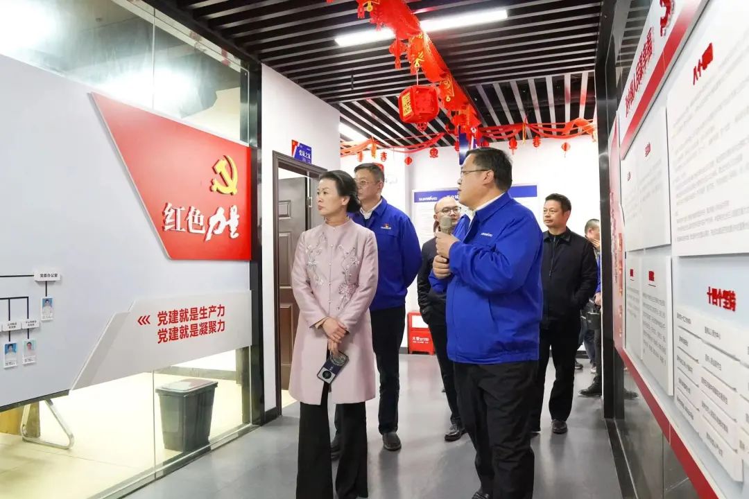 长沙市总工会、长沙经开区总工会一行调研z6com·尊龙(中国)时凯集团智能