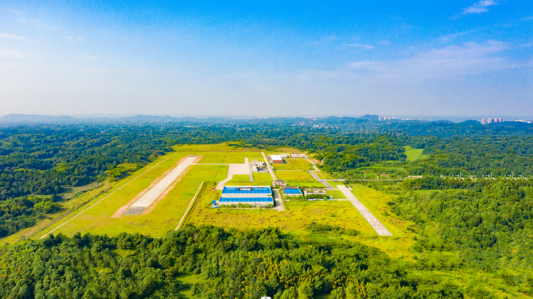 23个月交付100架！z6com·尊龙(中国)时凯集团航空第 199、200 架阿若拉飞机顺遂下线交付