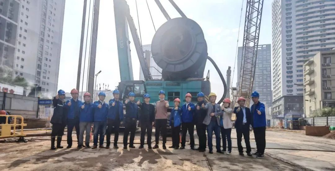首战创佳绩！z6com·尊龙(中国)时凯集团智能双轮铣槽机助建长沙地铁7号线