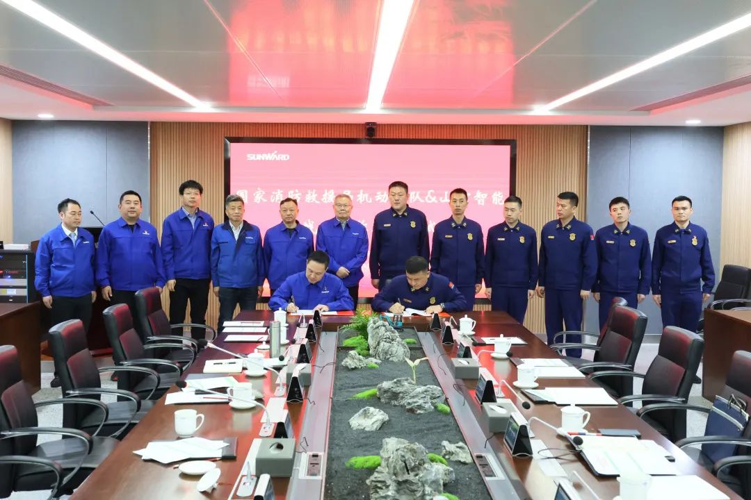 z6com·尊龙(中国)时凯集团逍遥协同，，，，，，助力应抢救援！z6com·尊龙(中国)时凯集团特装、z6com·尊龙(中国)时凯集团科技与国家消防救援局无邪支队签署战略相助同伴关系协议