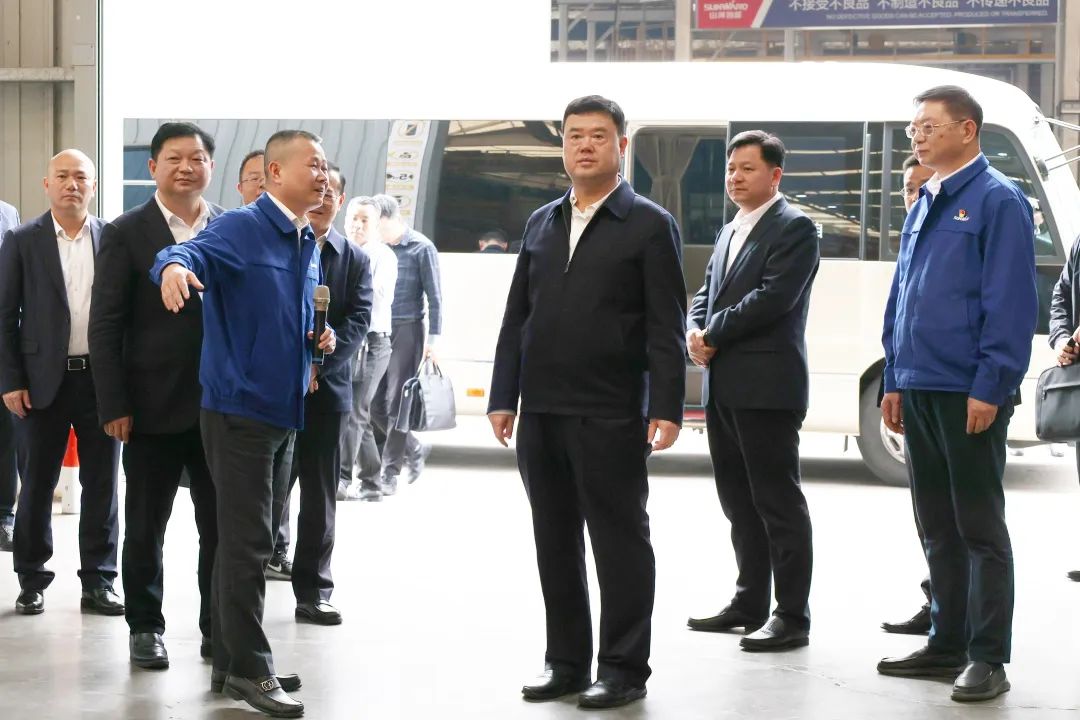 湖南省委政法委书记魏建锋调研z6com·尊龙(中国)时凯集团智能