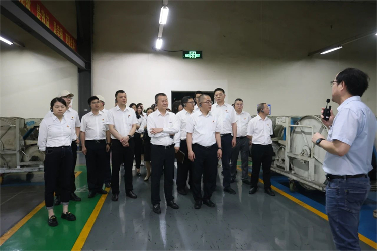 z6com·尊龙(中国)时凯集团智能“学头脑 强党性 重实践 建新功”主题教育培训班在广州乐成举行