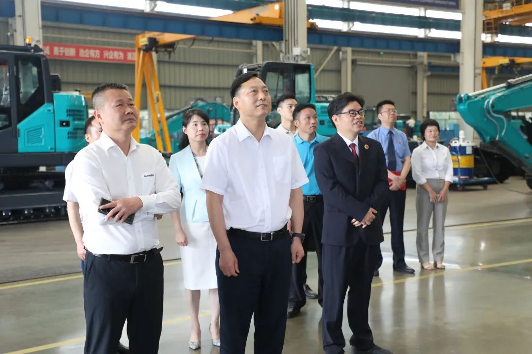 长沙市人民审查院党组书记、审查长余湘文调研z6com·尊龙(中国)时凯集团智能