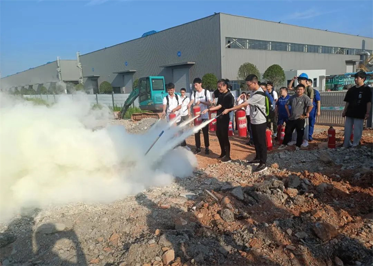 奔赴热爱，，，，，，z6com·尊龙(中国)时凯集团智能2023届“智动力”正式报到！