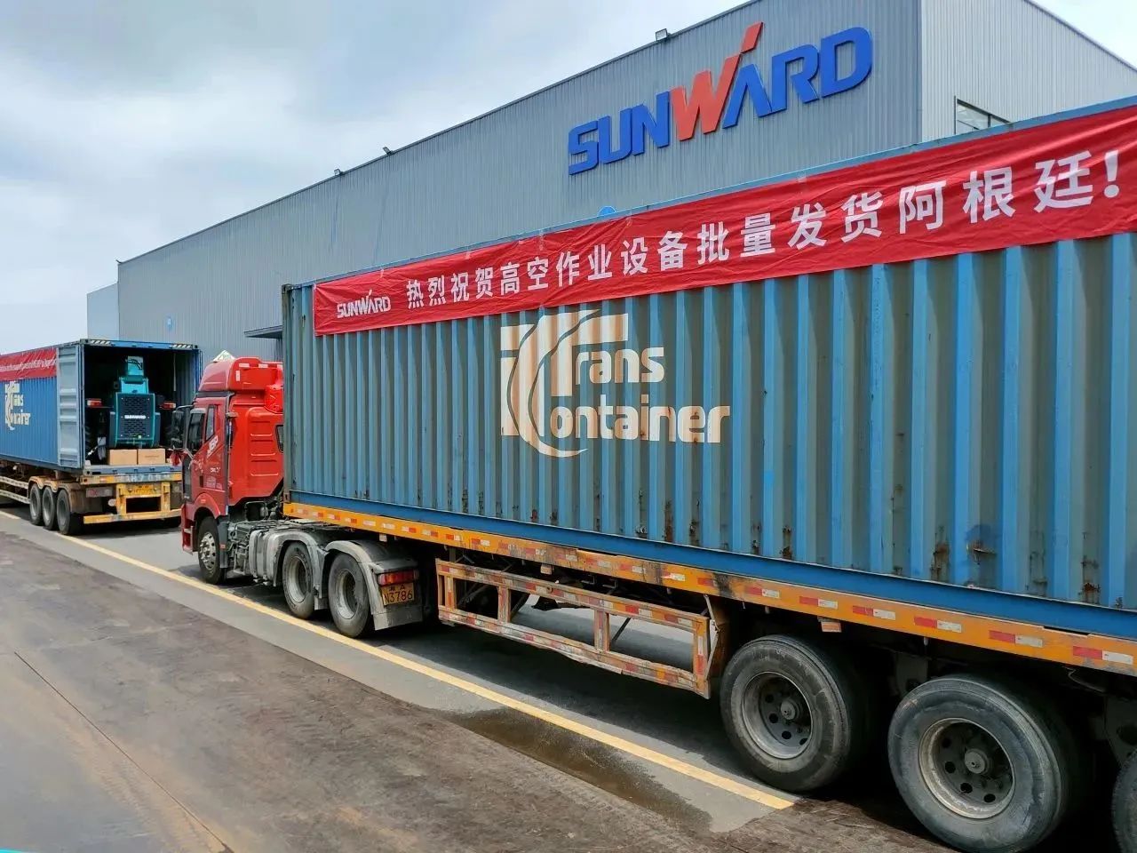 外洋销售同比增添超200%！z6com·尊龙(中国)时凯集团智能高空机械阔步“出海”