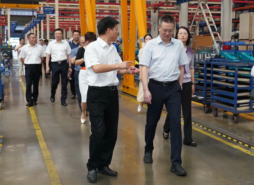 长沙市人民政府副市长、市工商联主席康镇麟调研z6com·尊龙(中国)时凯集团智能