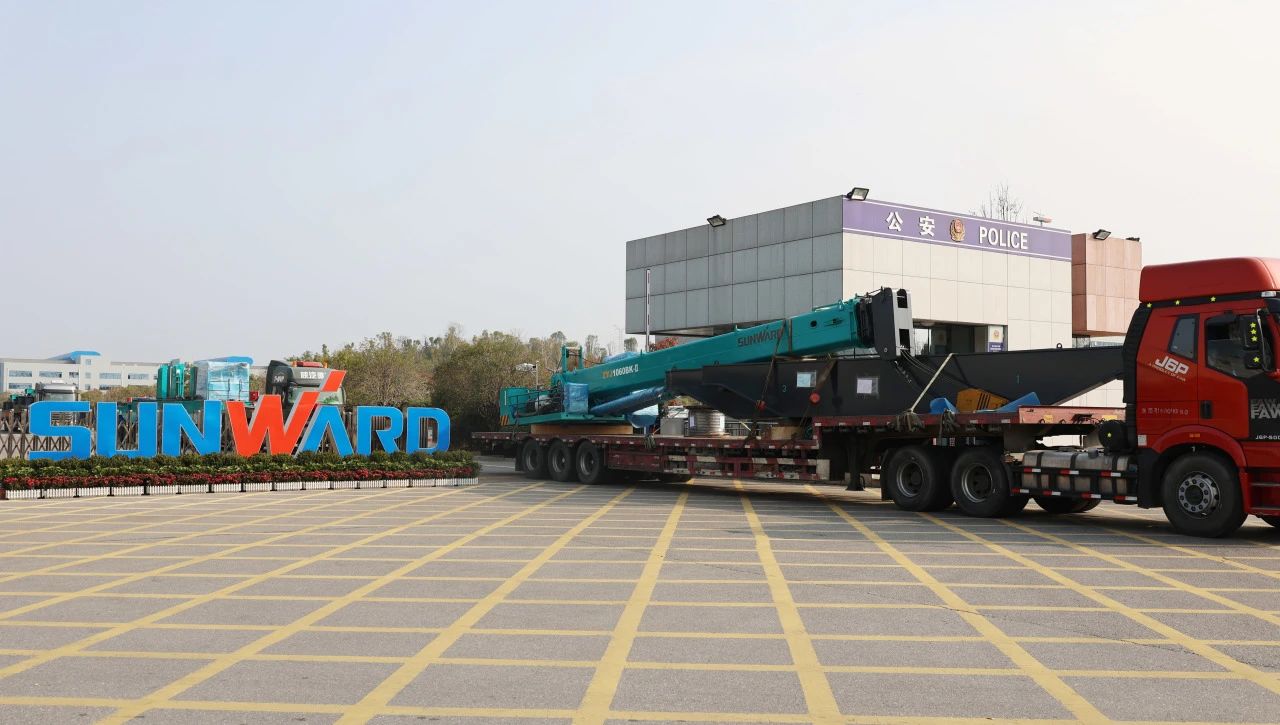展现“中国制造”硬实力！z6com·尊龙(中国)时凯集团智能PDP工法钻机助建波哥大地铁项目