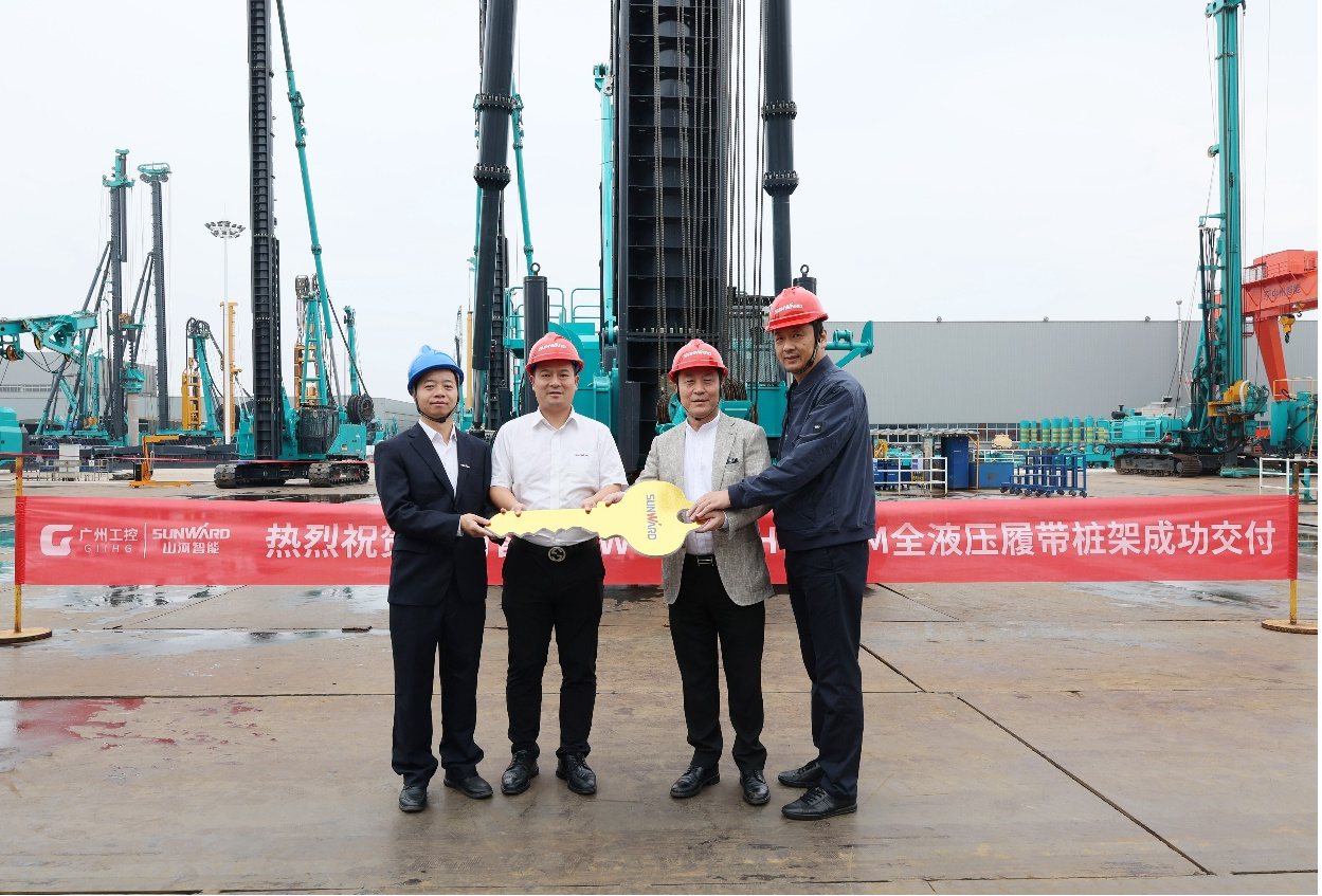 民族品牌获认可！z6com·尊龙(中国)时凯集团智能桩架产品交付香港客户