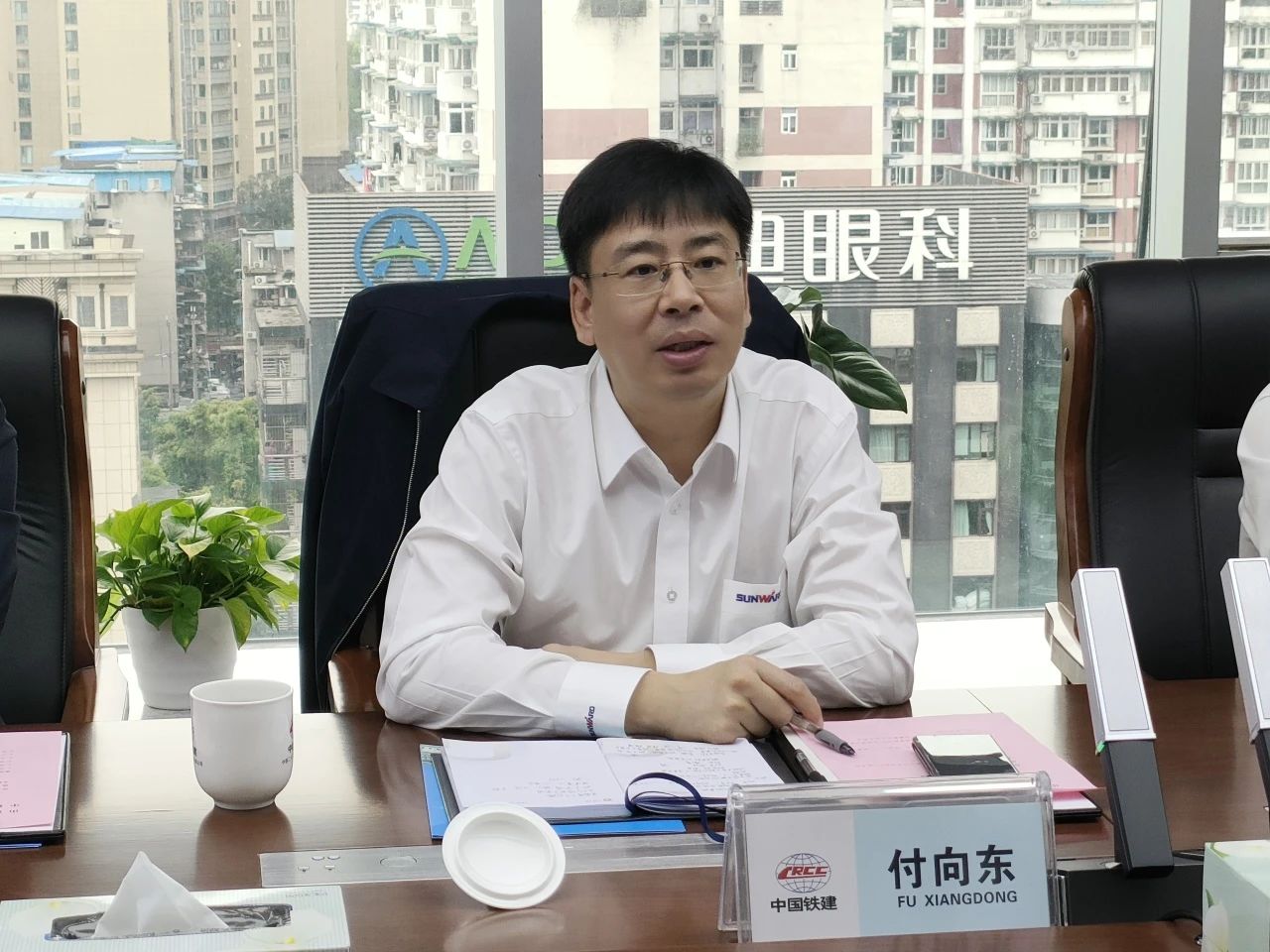 顺应新形势，，，，，，追求新相助！z6com·尊龙(中国)时凯集团智能到访中铁二十三局