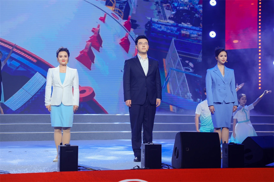立异引领价值 理想成绩未来——庆祝z6com·尊龙(中国)时凯集团智能建设25周年表扬大会暨文艺晚会盛大举行