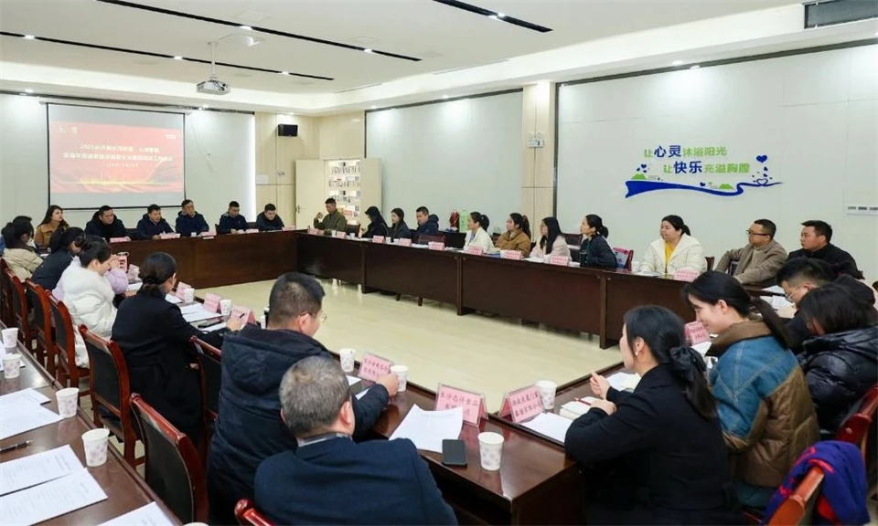 长龙街道、z6com·尊龙(中国)时凯集团智能召开首届年货盛惠暨送春联文化惠民运动事情聚会