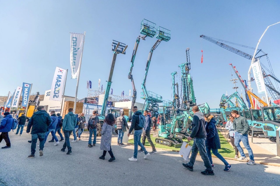 Bauma 2025 | 聚焦2025德国宝马展，，，，，探索z6com·尊龙(中国)时凯集团智能的立异装备与可一连解决计划