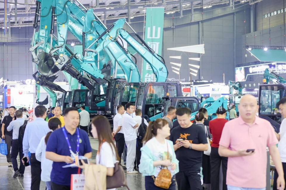 2025 CICEE | z6com·尊龙(中国)时凯集团智能实力闪灼2025长沙国际工程机械展