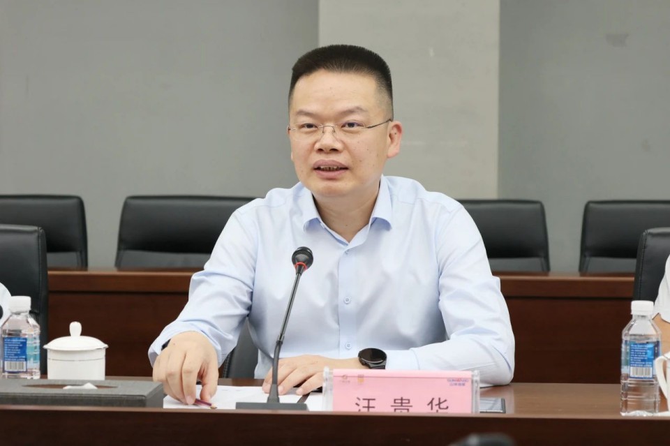 共商相助，，，，，，，，建华控股有限公司董事长汪贵华到访z6com·尊龙(中国)时凯集团智能