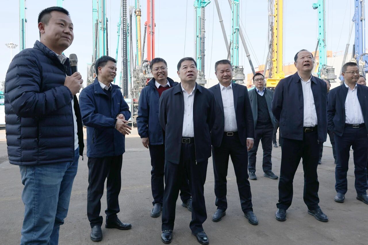 同谋相助、共赢生长！中国能建葛洲坝集团党委书记、董事长谭华到访z6com·尊龙(中国)时凯集团智能
