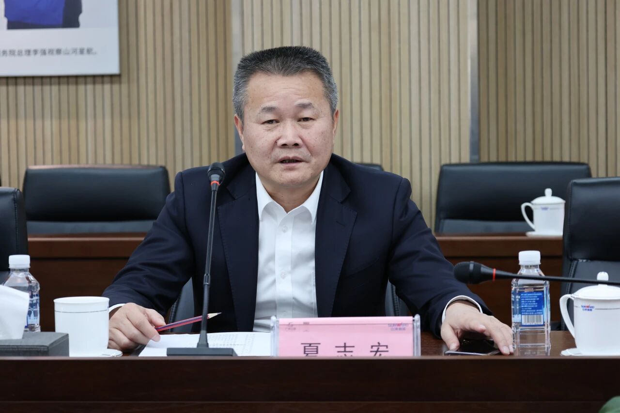 同谋相助、共赢生长！中国能建葛洲坝集团党委书记、董事长谭华到访z6com·尊龙(中国)时凯集团智能