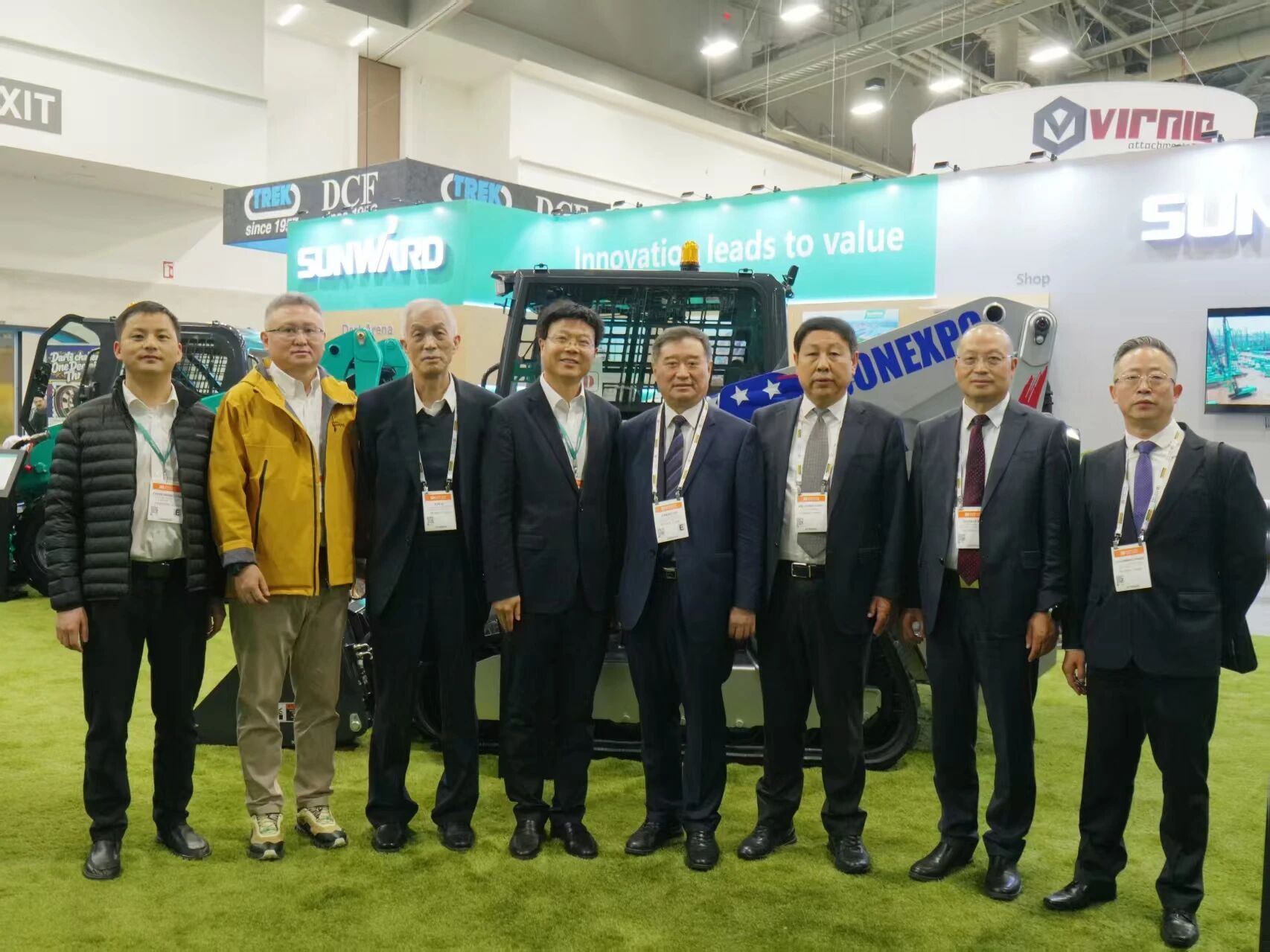 2026美国拉展 | 中国工程机械工业协会会长苏子孟一行到访z6com·尊龙(中国)时凯集团智能展位