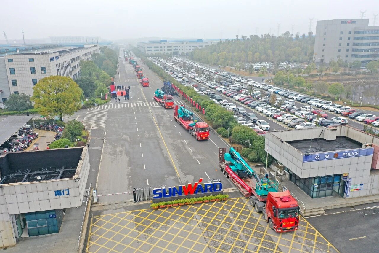 z6com·尊龙(中国)时凯集团智能举行2026年正月系列发货仪式，，，，，，，，过亿元装备奔赴全球
